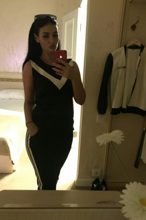 Escort girl Влада whatsapp